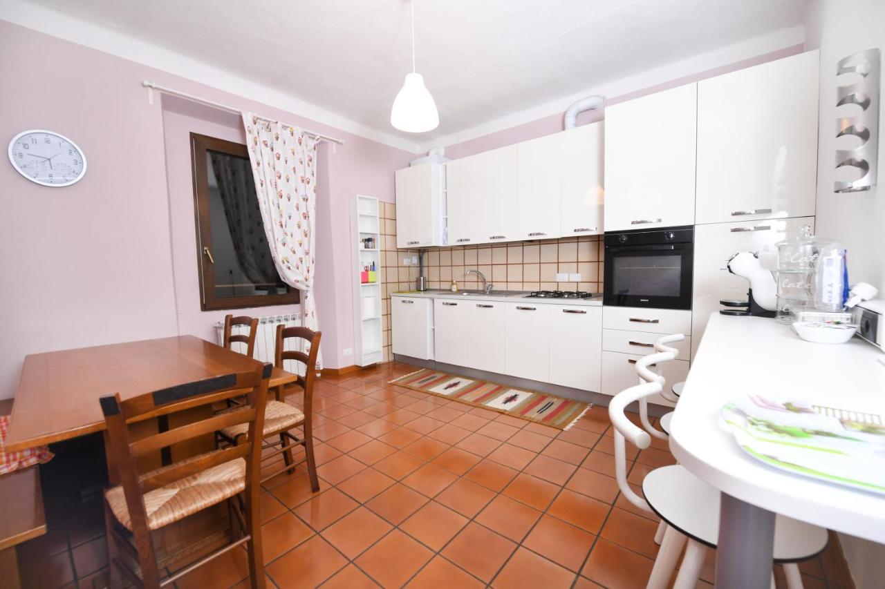 Villa Pinetina B&B Lasnigo Esterno foto
