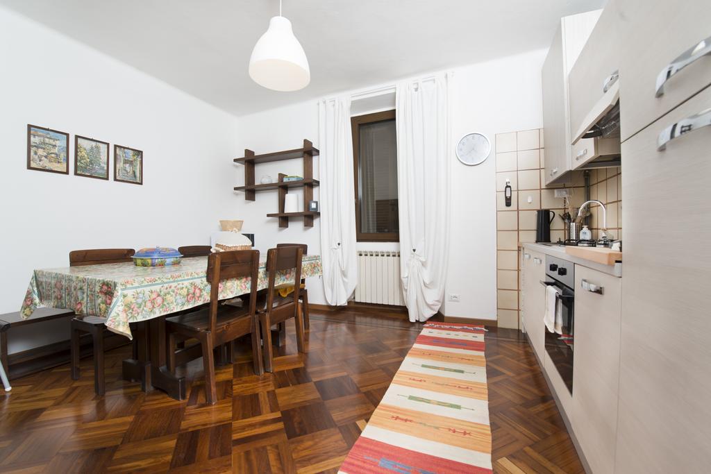 Villa Pinetina B&B Lasnigo Esterno foto