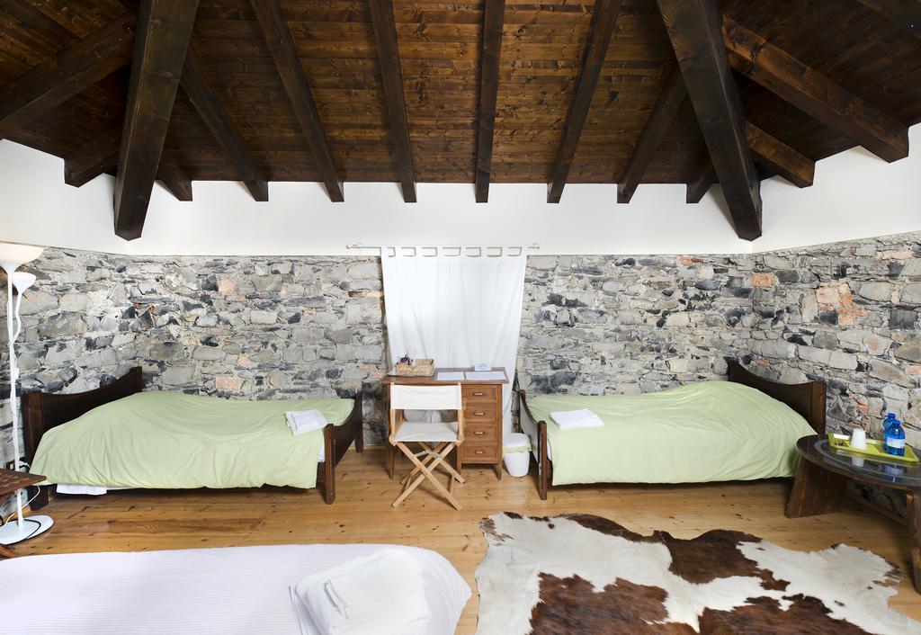 Villa Pinetina B&B Lasnigo Esterno foto